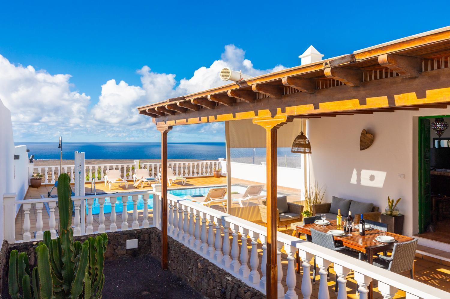 Villa Sol Y Mar Яйса Экстерьер фото