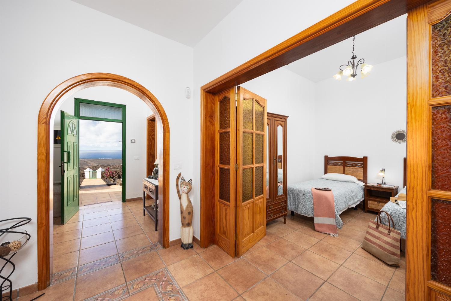 Villa Sol Y Mar Яйса Экстерьер фото