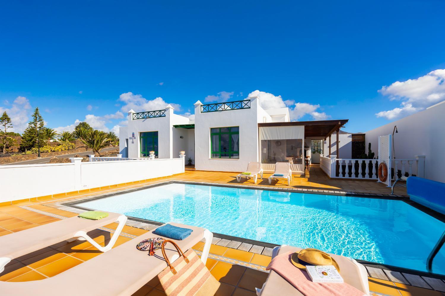 Villa Sol Y Mar Яйса Экстерьер фото