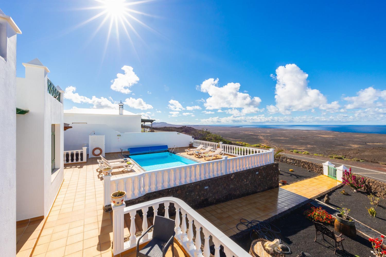 Villa Sol Y Mar Яйса Экстерьер фото